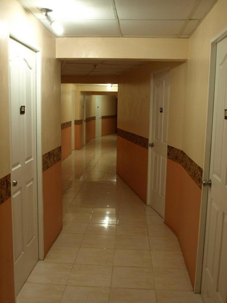 Lylie Hotel Cebu Zewnętrze zdjęcie