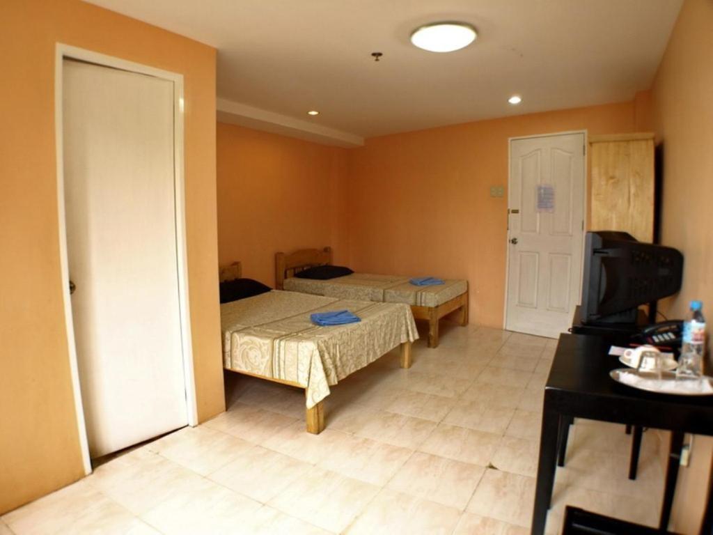 Lylie Hotel Cebu Zewnętrze zdjęcie