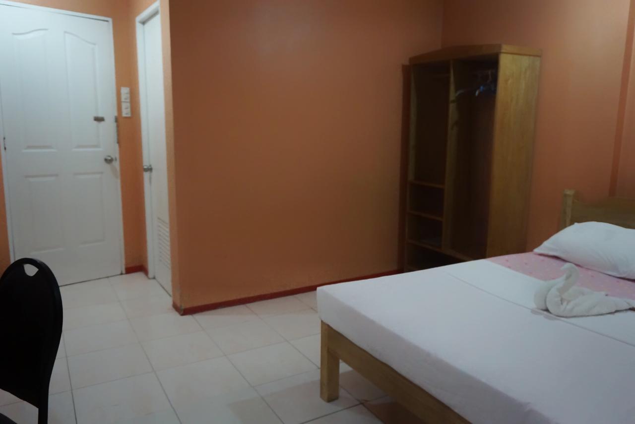 Lylie Hotel Cebu Zewnętrze zdjęcie